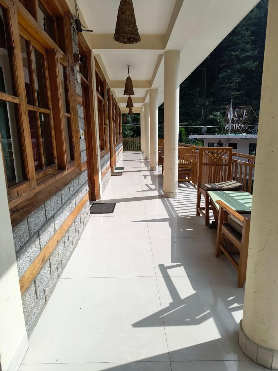 Hotel Purnima Riverside Kasol Exterior photo