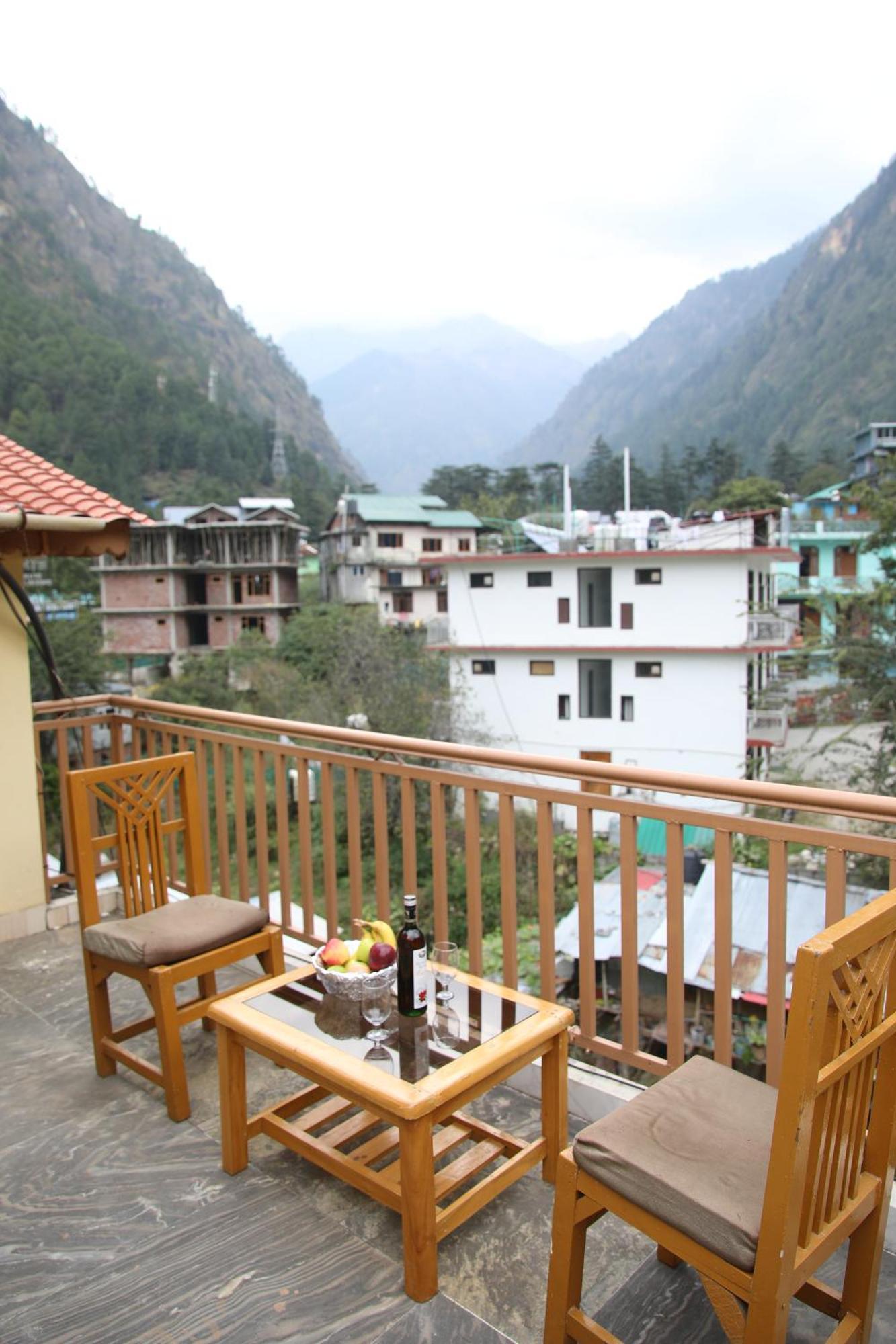 Hotel Purnima Riverside Kasol Exterior photo